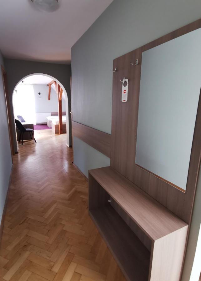 Hotel Zieliniec Poznań Exterior foto